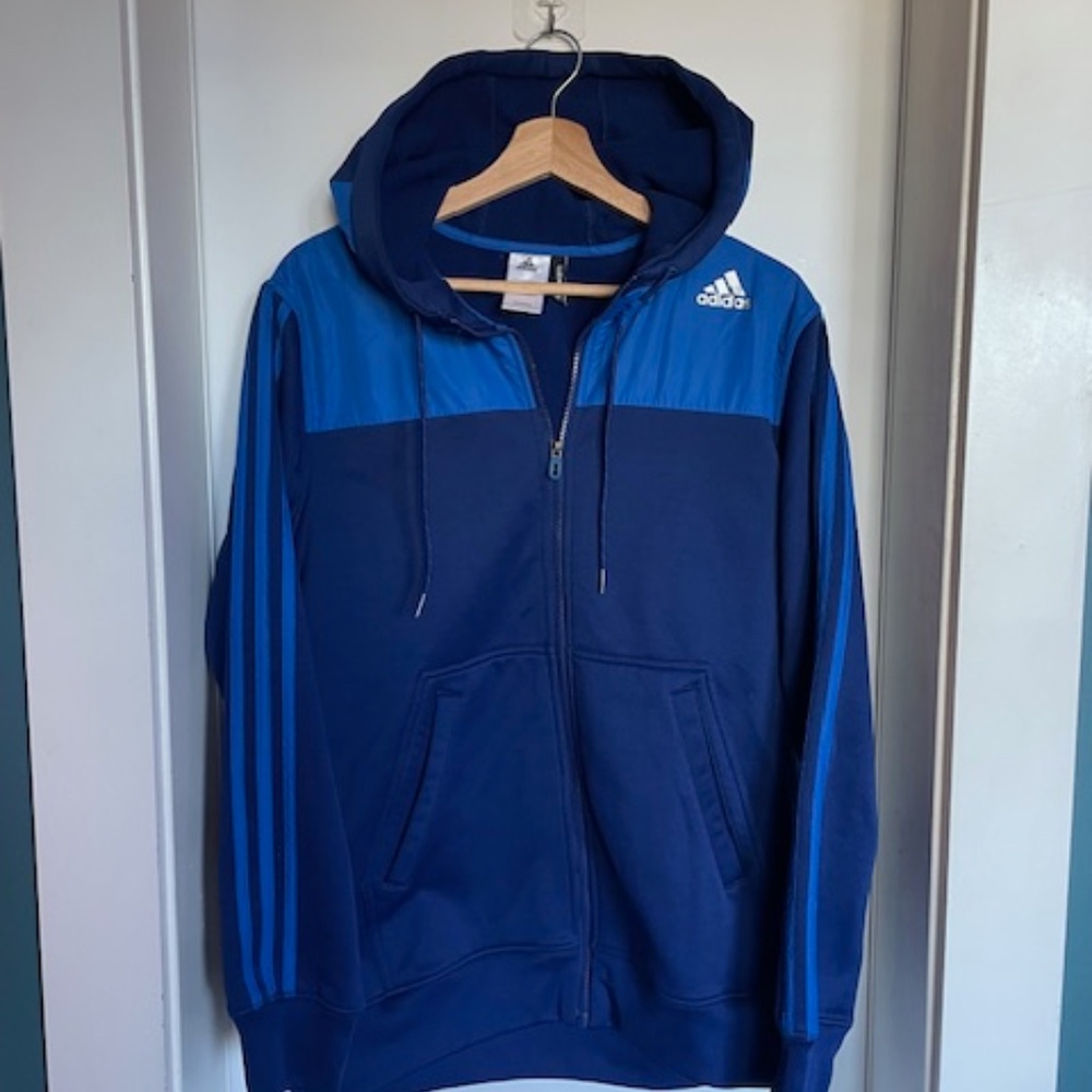 ** VINTAGE** ADIDAS PERFORMANCE ESSENTIALS HOODIE G81526